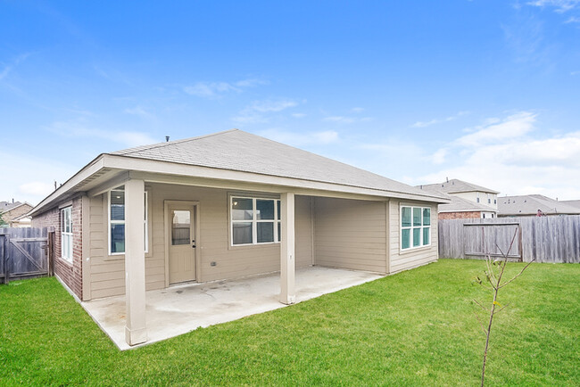 Building Photo - Stylish 3-Bedroom Home in Houston, TX