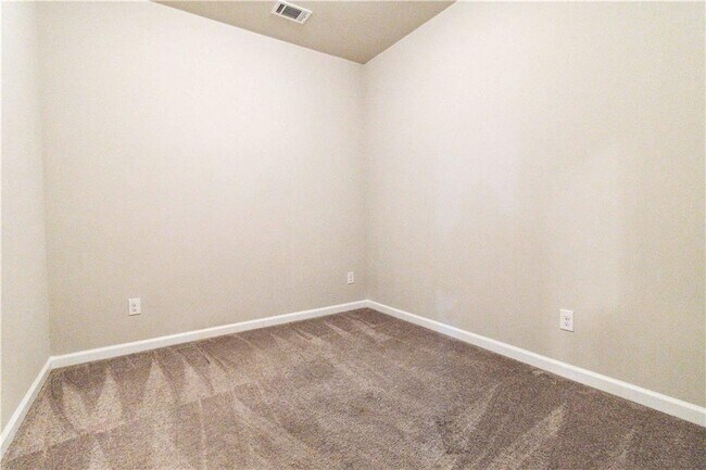 Building Photo - 510 Suwanee Pass Ln