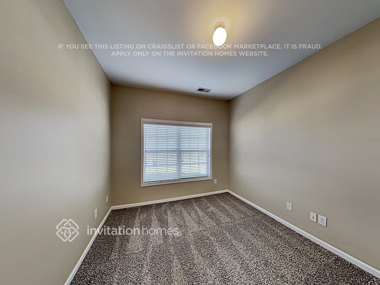 Building Photo - 9423 Pepperidge Ave NW