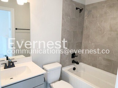 Building Photo - 3-Bed/3-Bath Modern Single Family Home with Attached Garage/Available Soon!