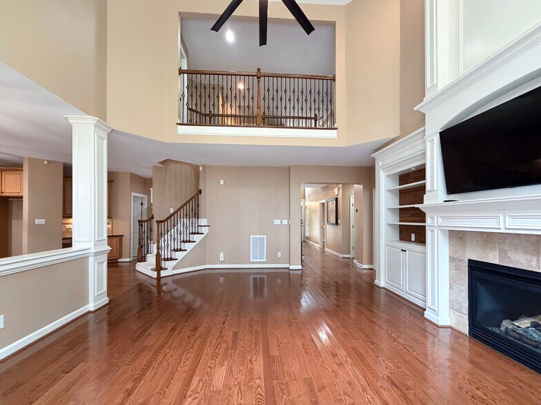 Building Photo - 5604 Pine Rock Ct
