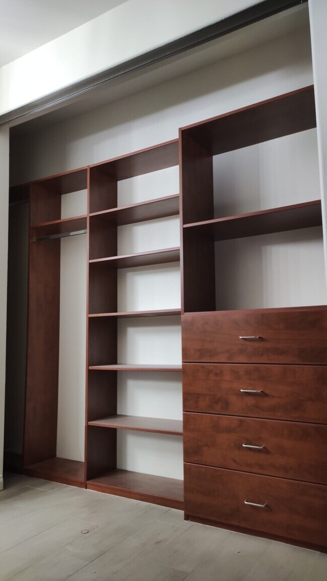 Building Photo - 12132 Royal Birkdale Row