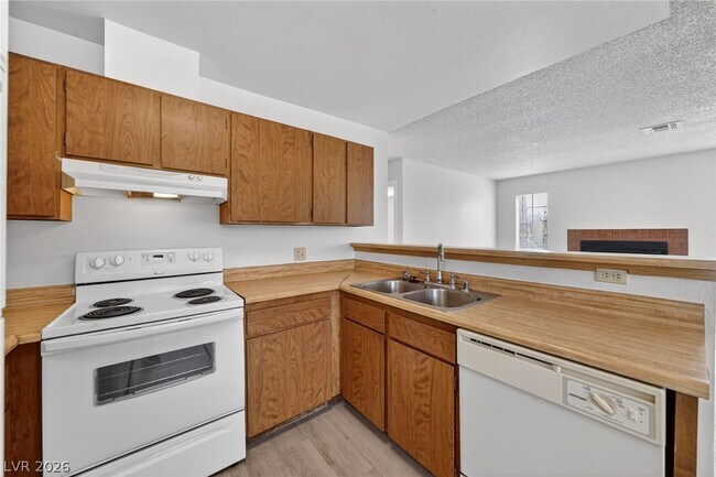 Building Photo - 2702 Alicialynn Way