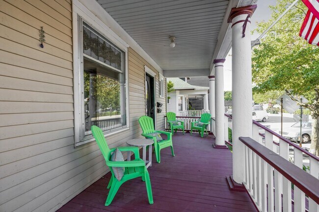 Building Photo - 3714 Grand Blvd