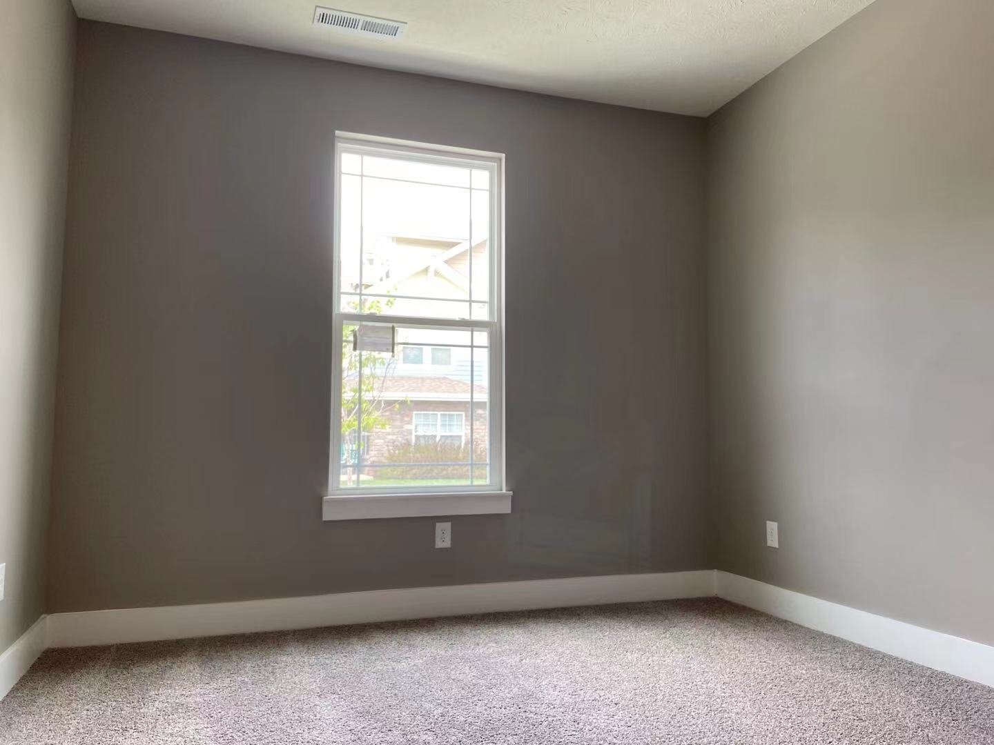Building Photo - 8315 Glacier Ridge Dr