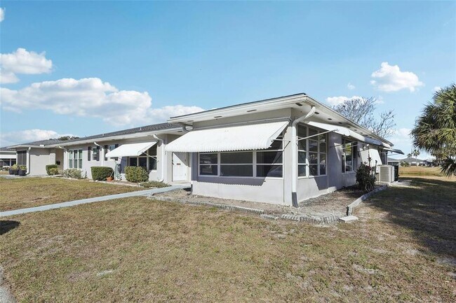 Building Photo - 11147 Acme Dr