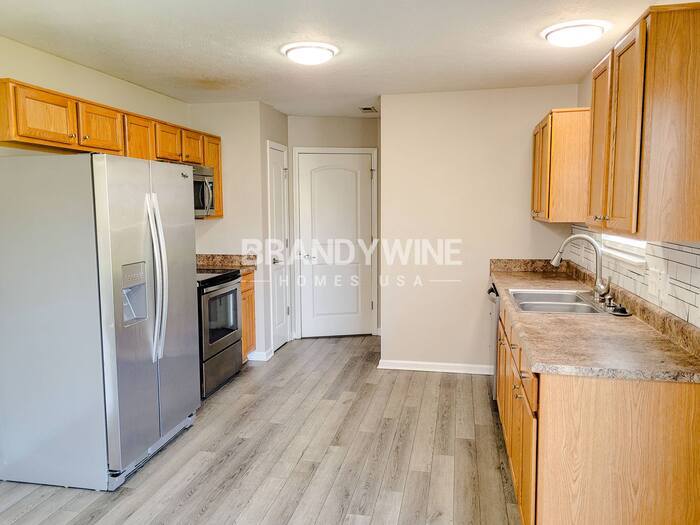 Building Photo - 11224 N Sashing Way