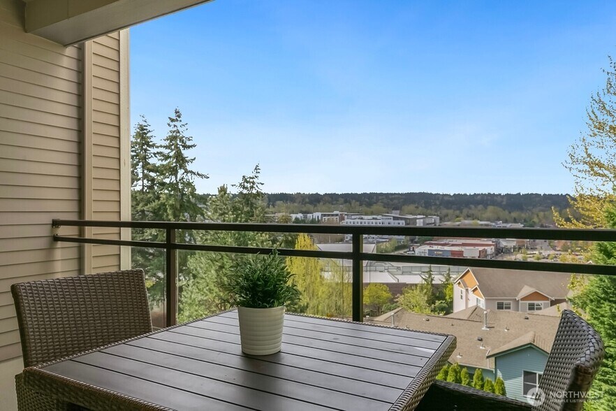 Building Photo - 8850 Redmond Woodinville Rd NE