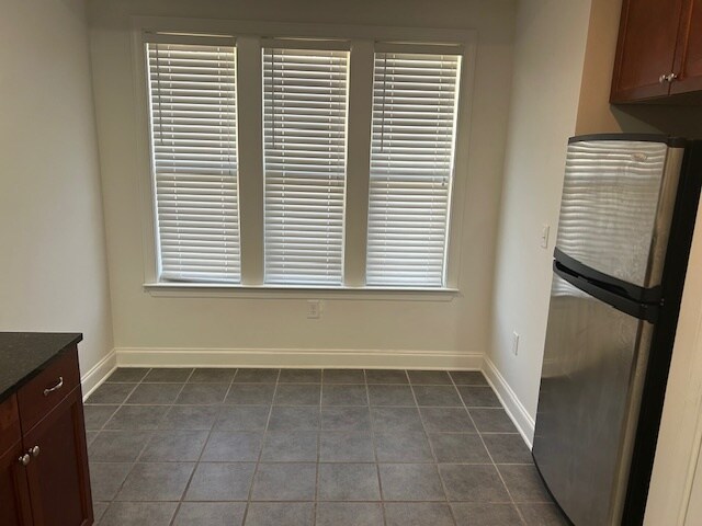 Building Photo - 5562 Colonial Chatsworth Cir