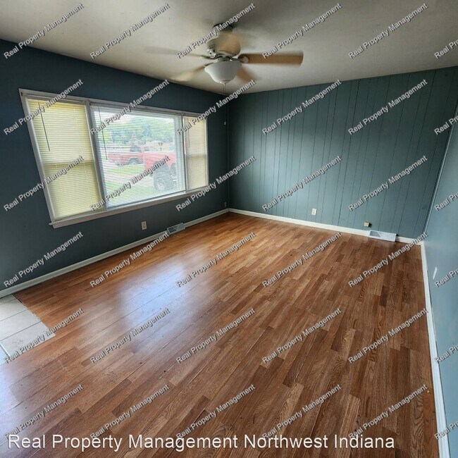 Building Photo - 3 br, 1 bath House - 3638 173rd Street