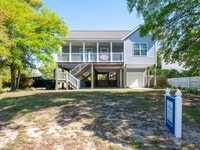 Building Photo - The Gypsy Rose @ 4502 E Oak Island Dr