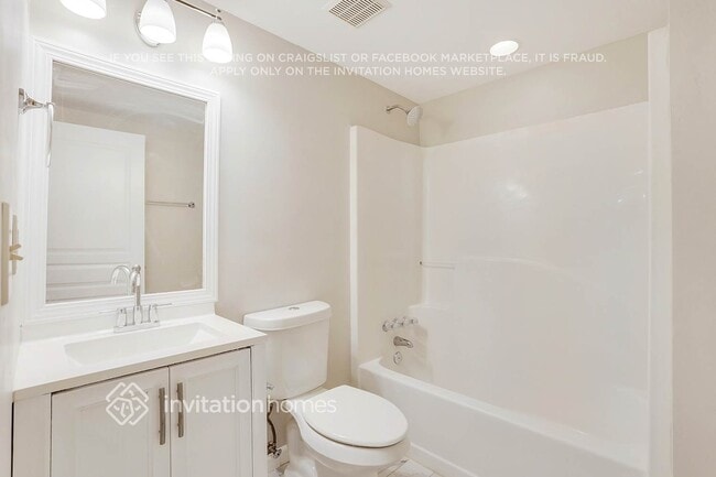 Building Photo - 1734 Lamancha Dr NW