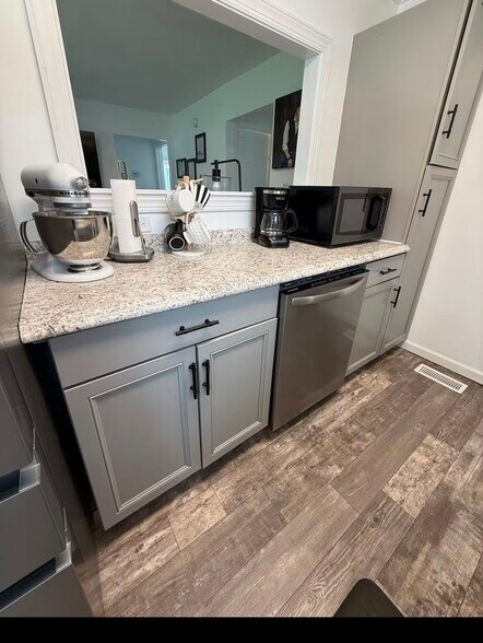 Building Photo - 4066 Crossmill Ln