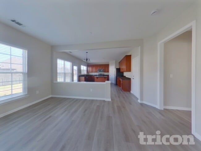 Building Photo - 2020 Universe Ct