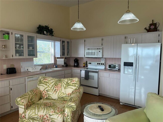 Building Photo - 2221 Norwegian Dr
