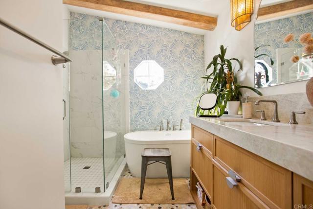 Building Photo - 381 Via Almansa