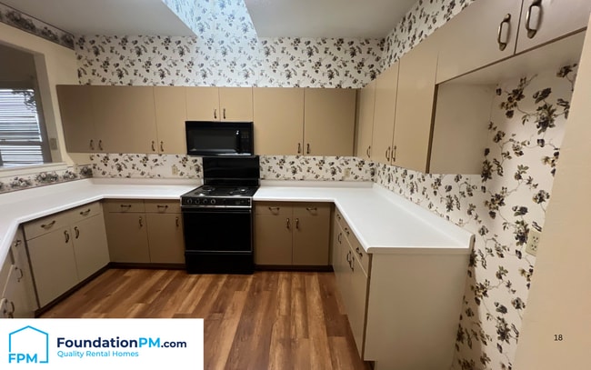 Building Photo - 6834 Martha's Point