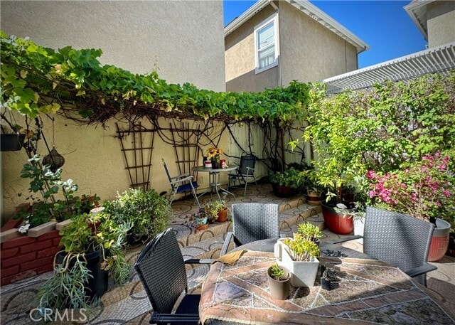 Building Photo - 32 Melrose Dr