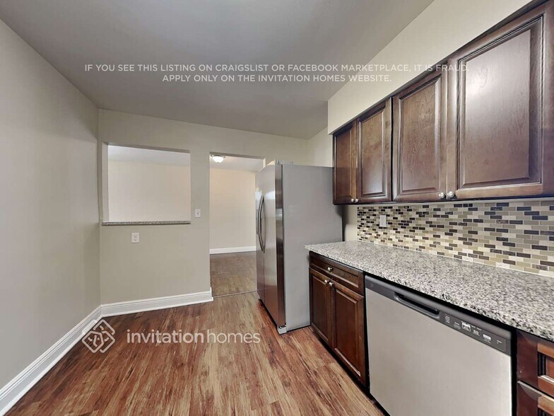 Building Photo - 5507 Riordan Way