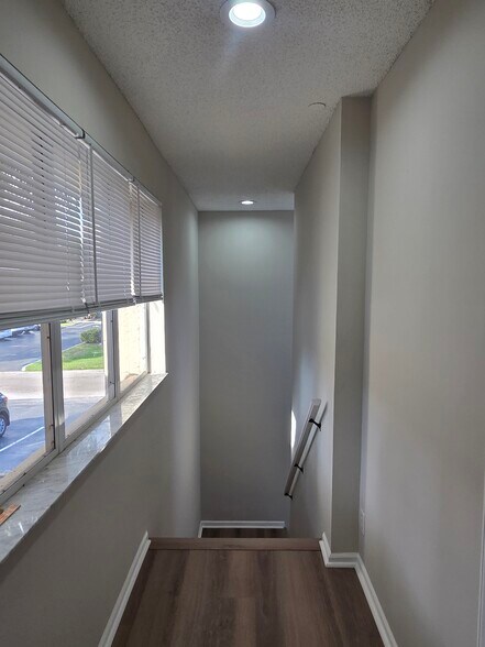 Building Photo - 330 NW 67th St