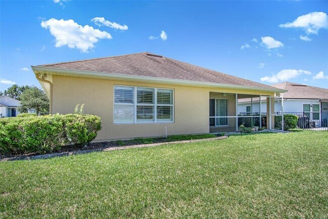 Building Photo - 108 Golfview Ct