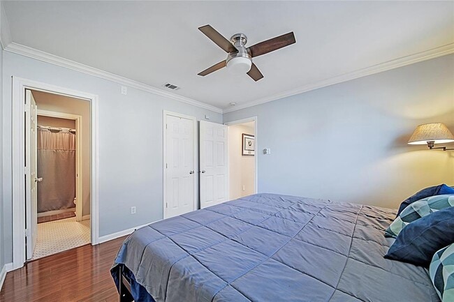 Building Photo - 2319 Roy Cir