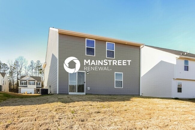 Building Photo - 3 Bedroom Pet-Friendly Home in Zebulon, NC with Main Street Renewal