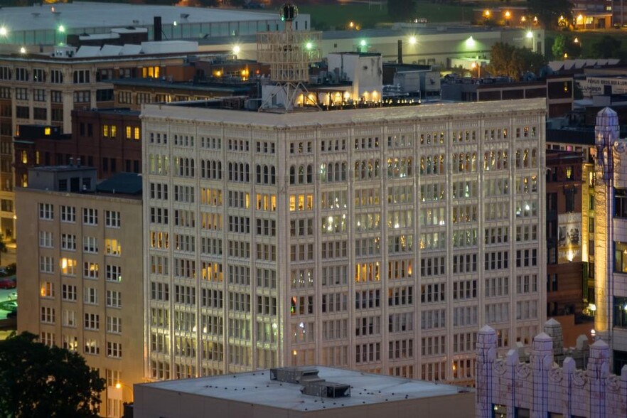 Building at night - 1501 Locust St