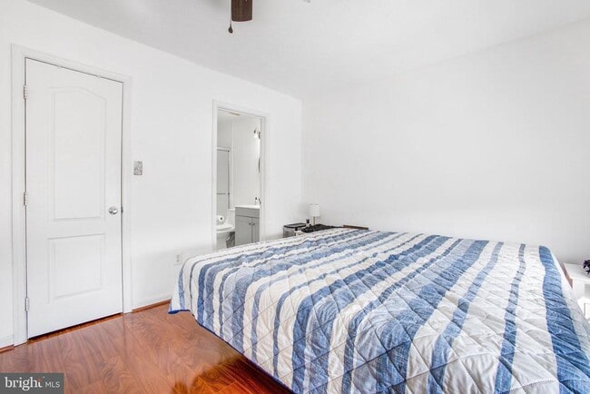 Building Photo - 9820 Berrywood Ct