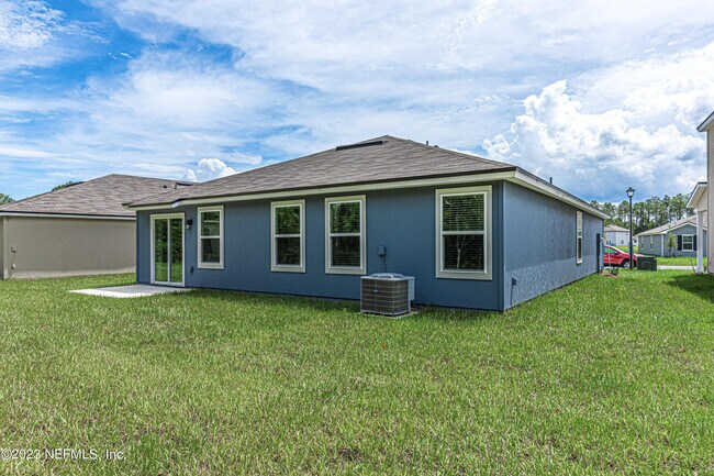 Building Photo - 2058 Garrison Wy