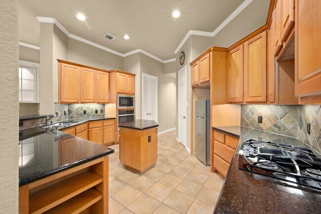 Building Photo - 14 Mystic Pines Ct