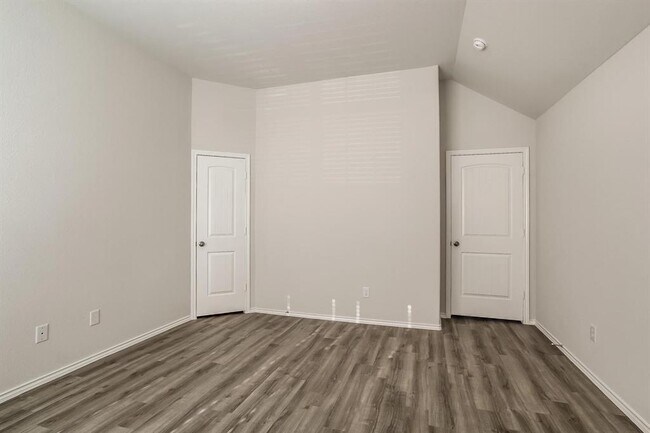 Building Photo - 150 Spring Meadows Cir