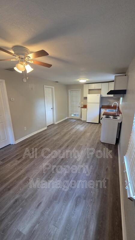 Building Photo - 1101 W Tyner St