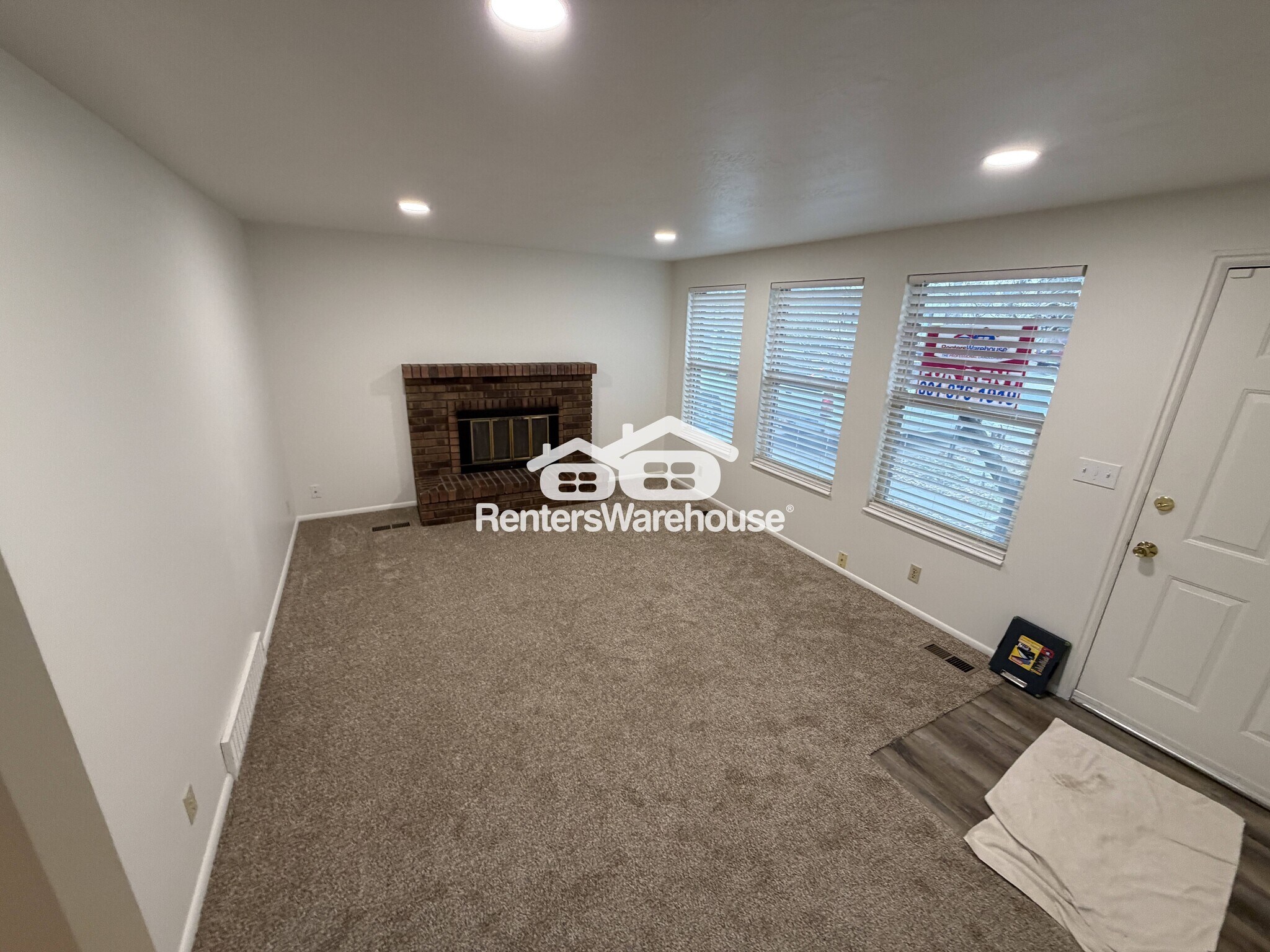 Building Photo - 575 E 10315 S