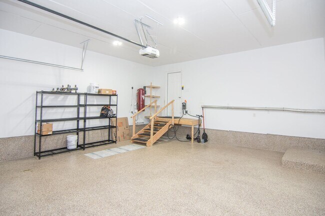 Building Photo - Bountiful Home w/ 2 Car Garage, EV Charger, & Updated Remodeling