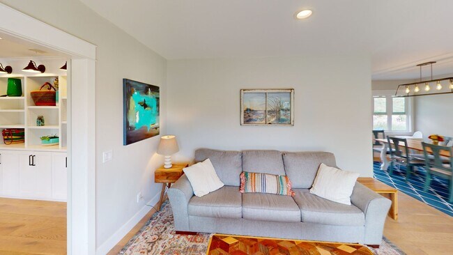 Building Photo - Beautiful 4 Bedroom, 3 Bathroom Atascadero Home On 2 Acre Lot with Solar Power