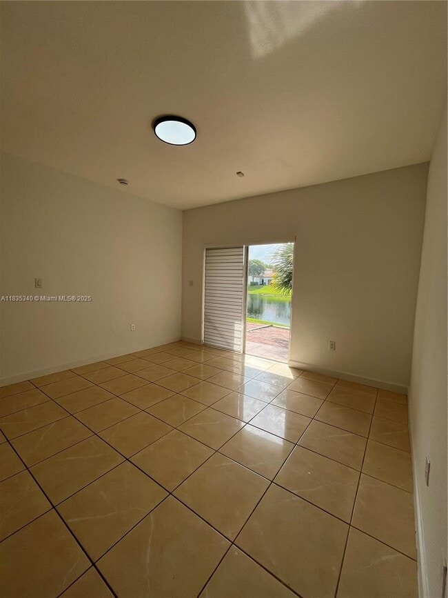 Building Photo - 8320 SW 150th Ave