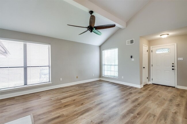 Building Photo - 3813 Beaumont Ln