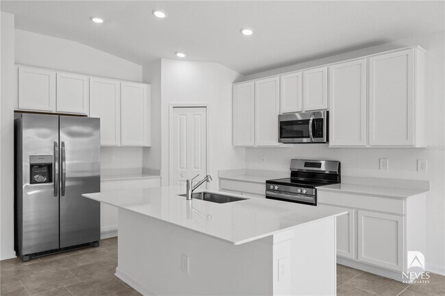 Building Photo - 4847 Edensbridge Ln