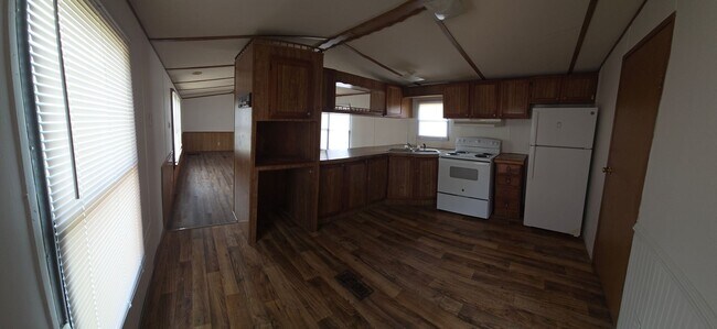 Building Photo - 101 Ann Dr