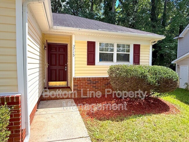 Building Photo - 3715 Bullard St