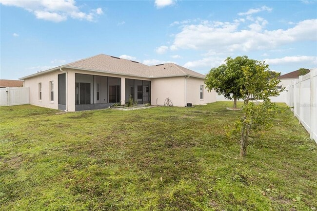 Building Photo - 325 Azincourt Ln