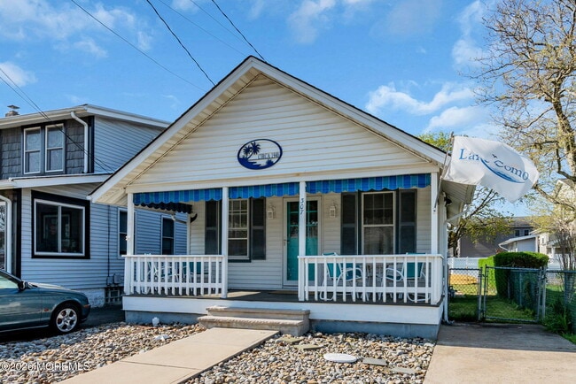 Building Photo - 307 18th Ave