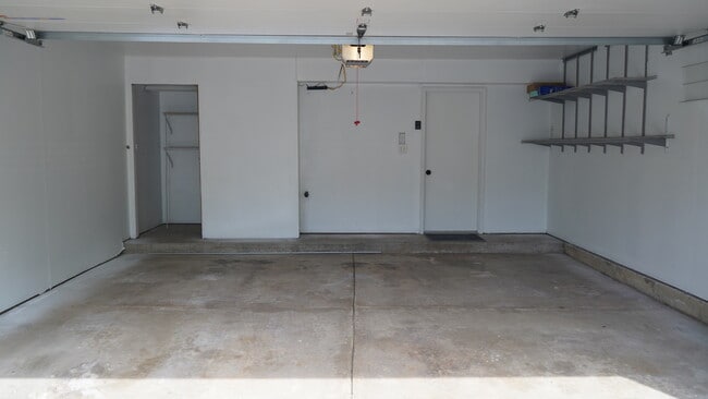 Building Photo - 2105 Glasgow Ct