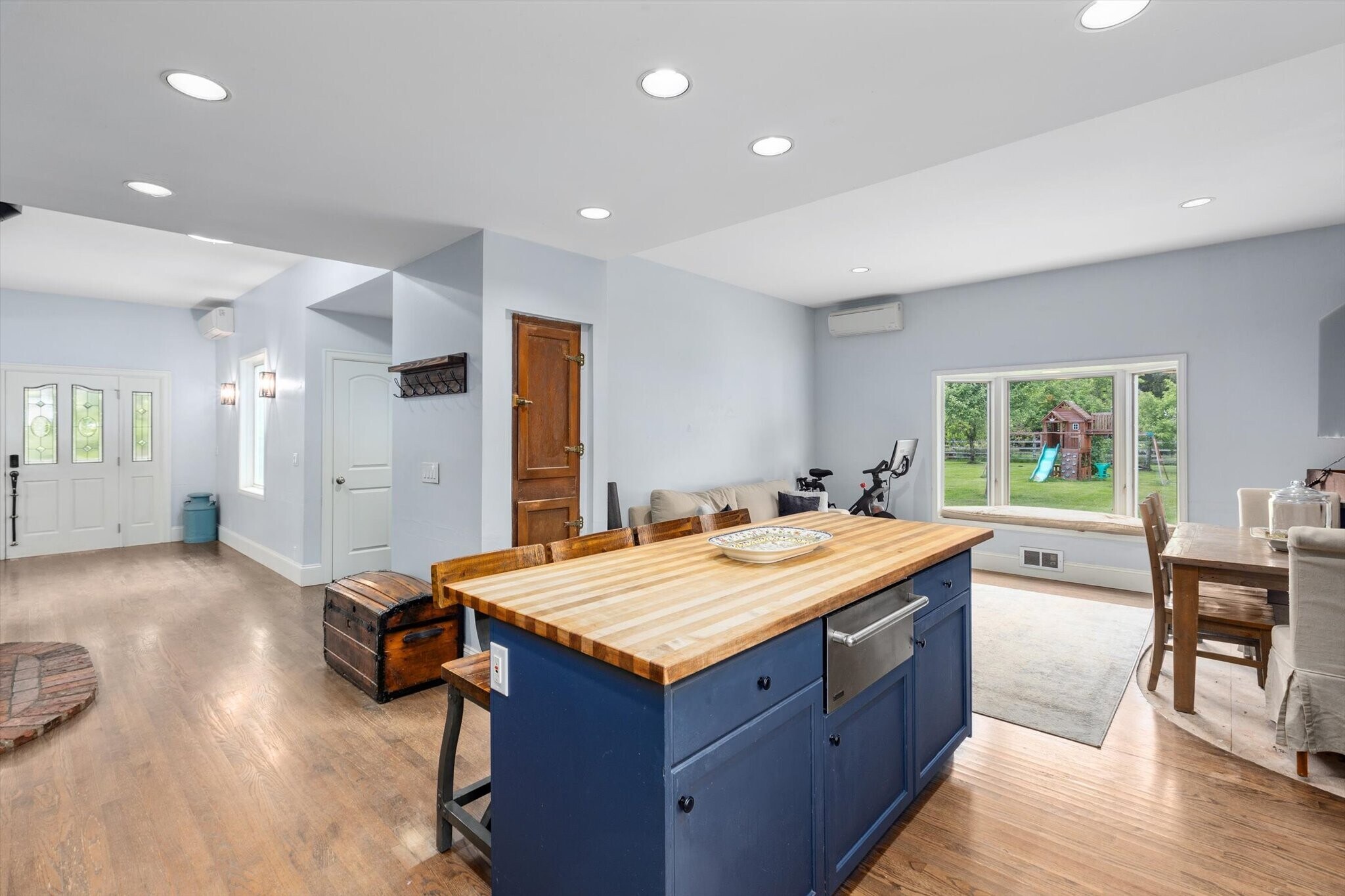 Building Photo - 18804 NE 106th St