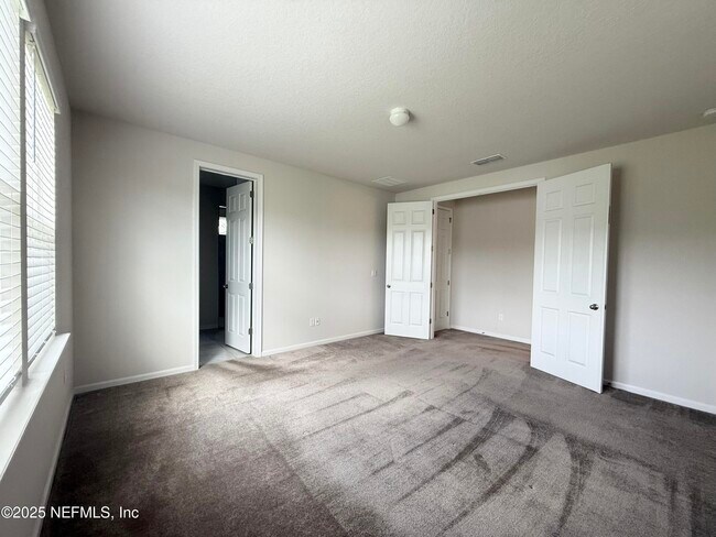 Building Photo - 183 Little Bear Run