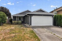 Building Photo - Charming Single-Level Home with Fresh Updates & Pet-Friendly Yard!