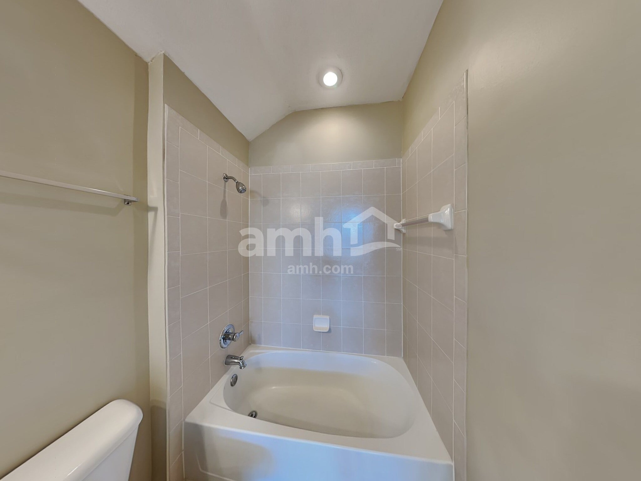 Building Photo - 1173 Carmona Pl