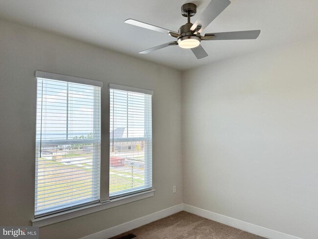 Building Photo - 1745 Riverbluff Ave