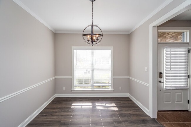 Building Photo - 6416 Arbor Lake Dr E